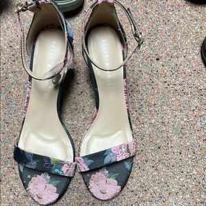 Kelly & Katie Women's Floral Sandals - Black and Pink with two extra heel screws